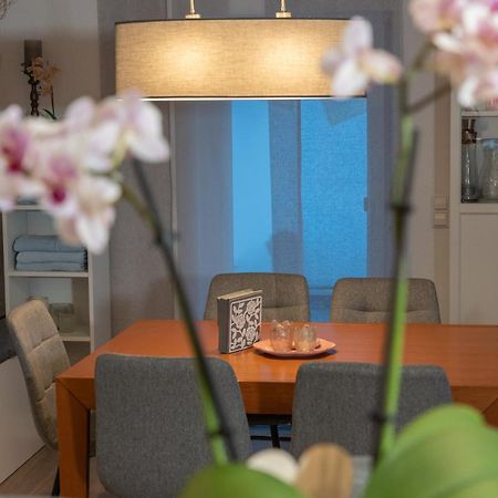 #3 Bequemes Zimmer Mit Pool Und Garten ميمنغن المظهر الخارجي الصورة