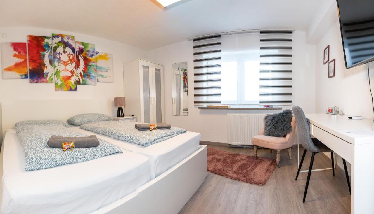 #3 Bequemes Zimmer Mit Pool Und Garten ميمنغن المظهر الخارجي الصورة