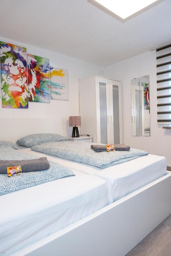 #3 Bequemes Zimmer Mit Pool Und Garten ميمنغن المظهر الخارجي الصورة