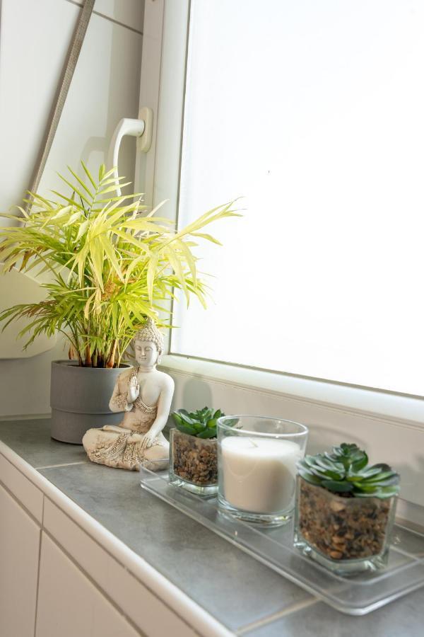 #3 Bequemes Zimmer Mit Pool Und Garten ميمنغن المظهر الخارجي الصورة
