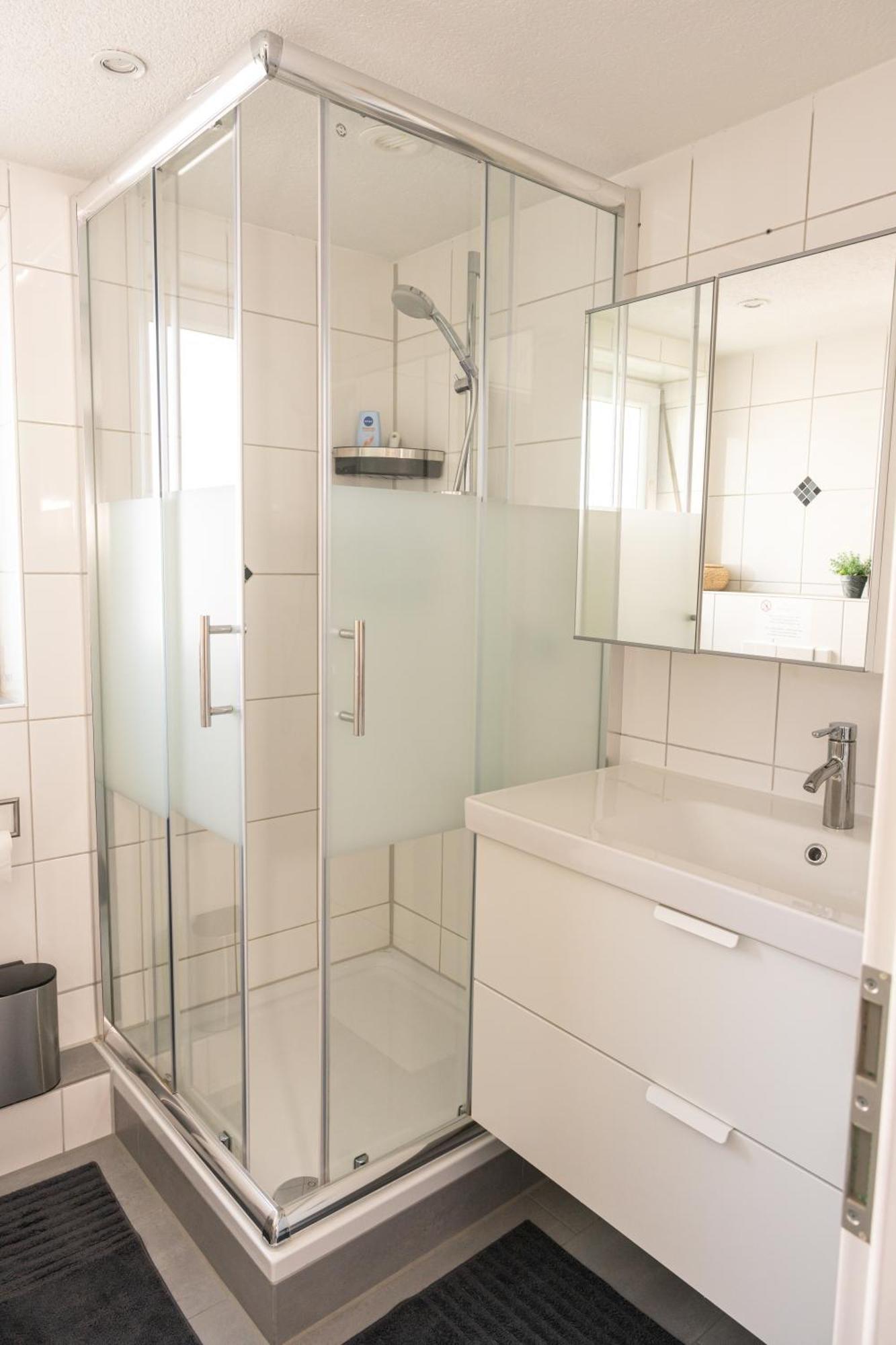 #3 Bequemes Zimmer Mit Pool Und Garten ميمنغن المظهر الخارجي الصورة